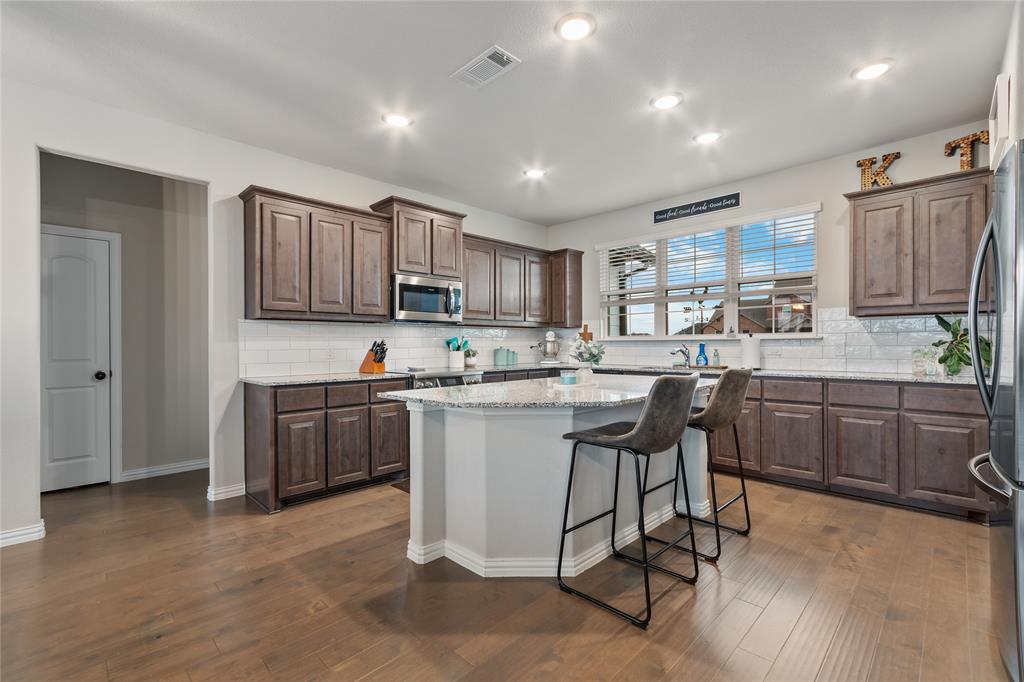 2517 Southern Oak Trail Terrell, TX 75161 - Photo 5 of 30