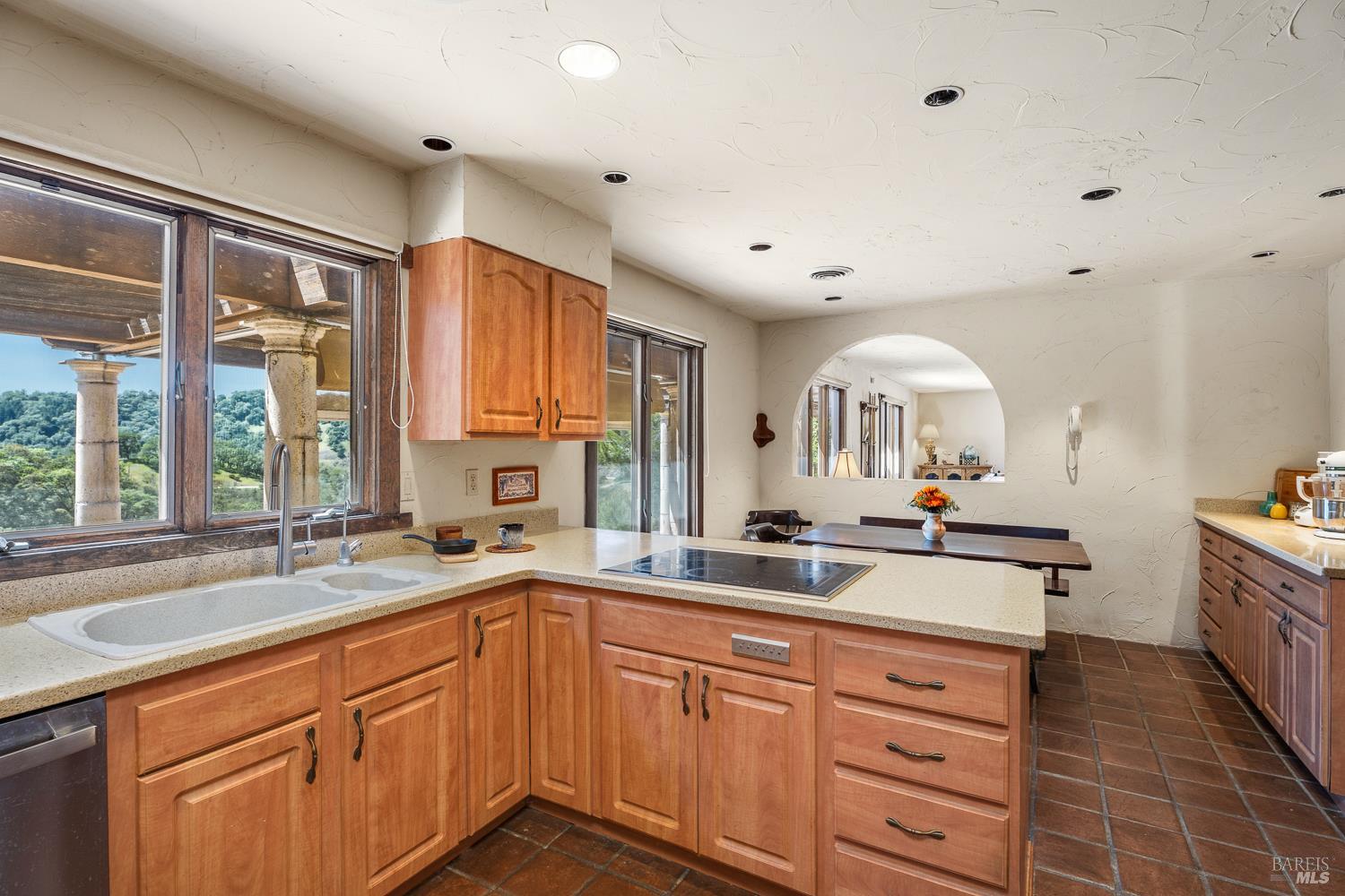 8000 Boonville Road Ukiah, CA 95482 - Photo 10 of 40