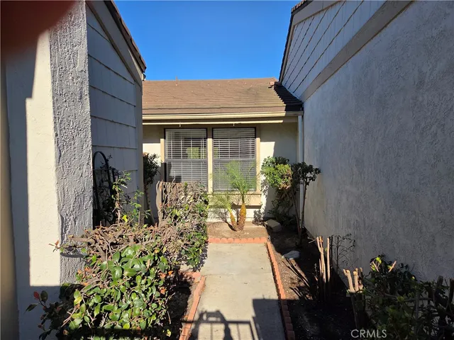 $3,800 | 24 Wetstone, Irvine, CA 92604