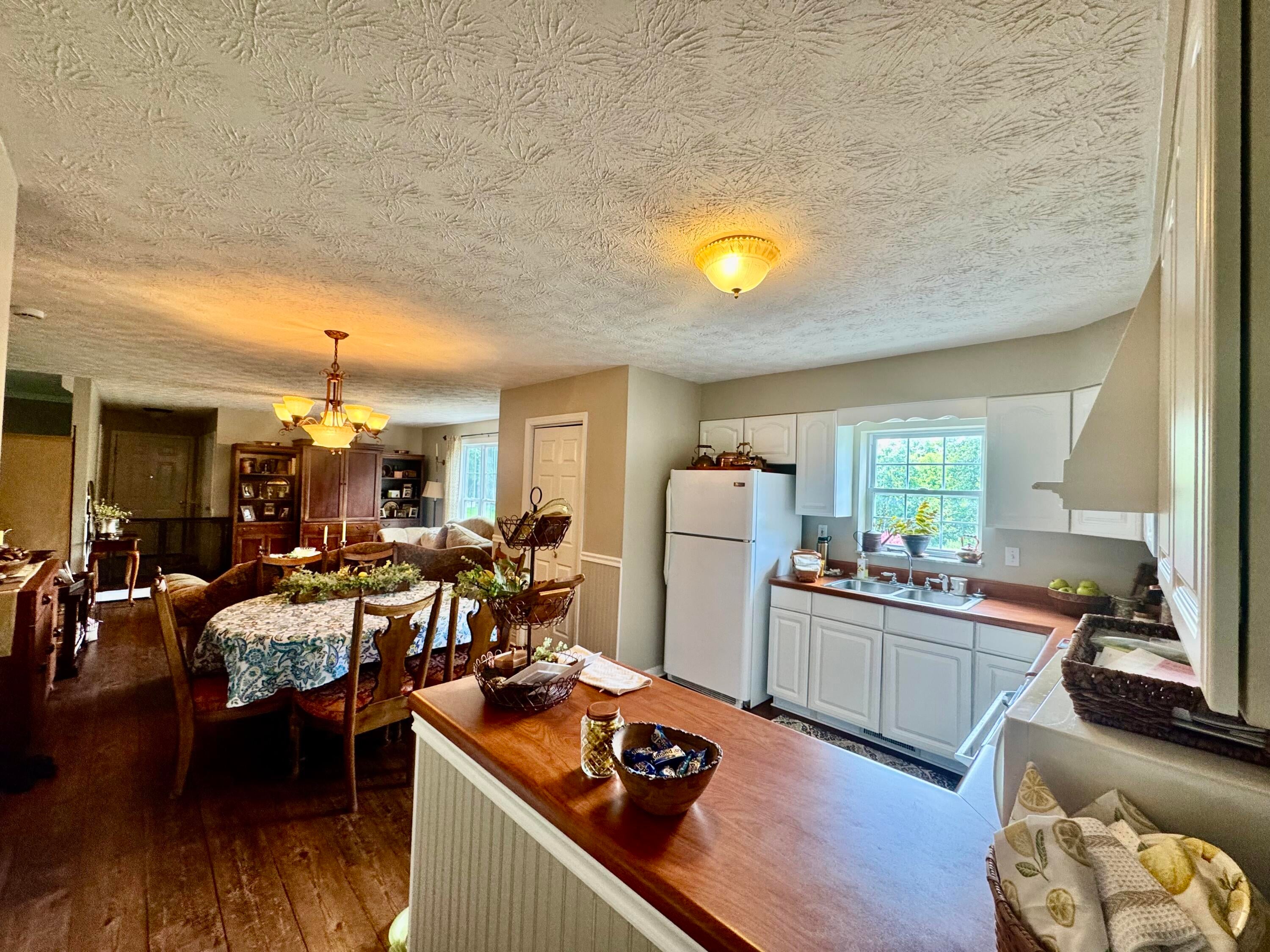 39 Merritts Crk Road Huntington, WV 25702 - Photo 10 of 70 Gallery Image 10