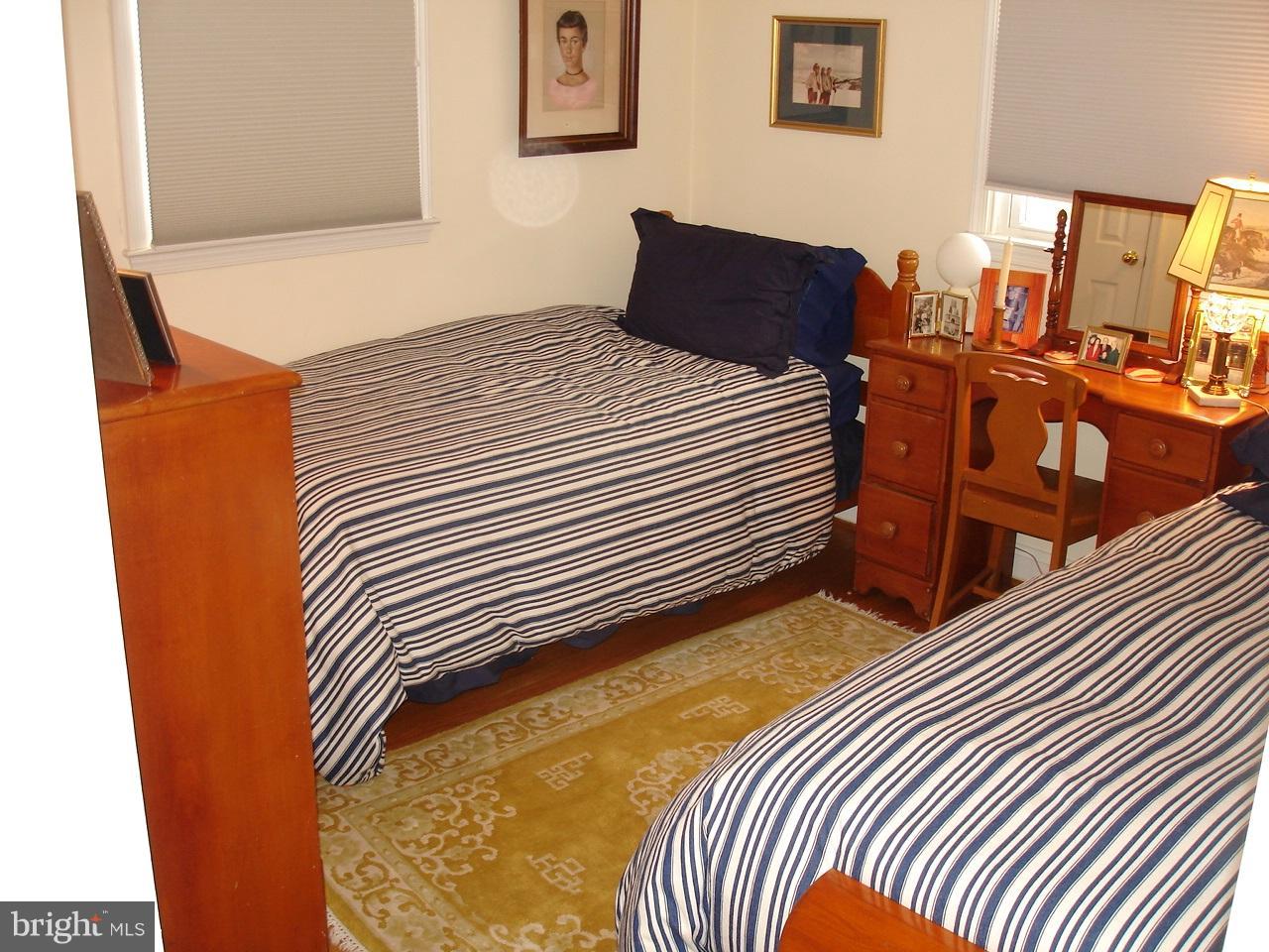 1612 Jeffers Road Towson, MD 21204 - Photo 22 of 29 LARGE 2ND BEDROOM
