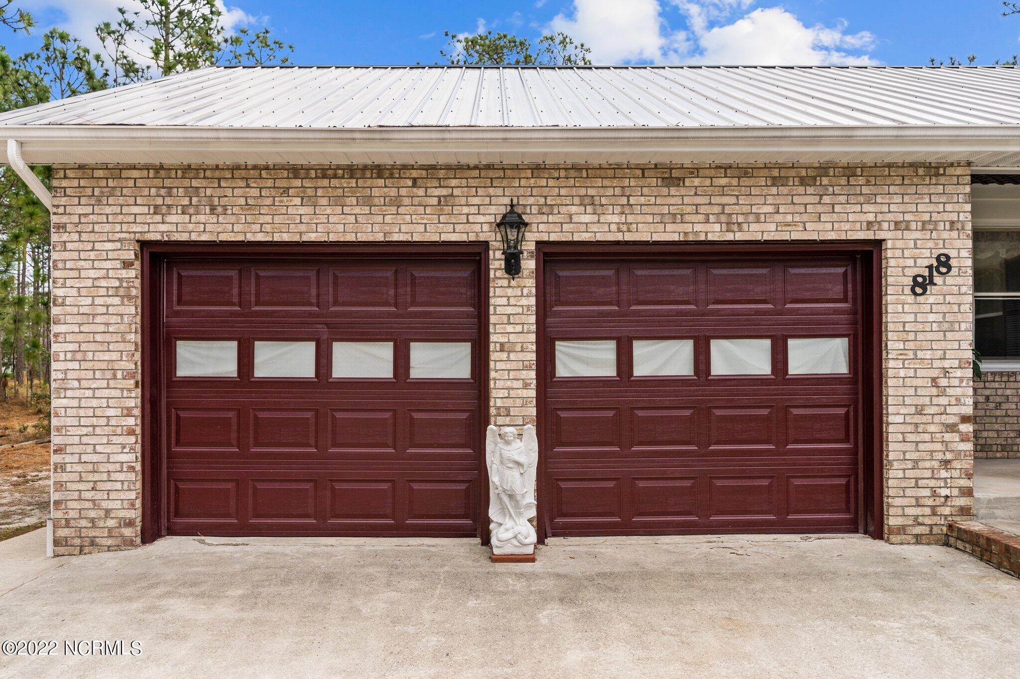 818 Sanders Road Southport, NC 28461 - Photo 3 of 48 10-web-or-mls-DSC05215