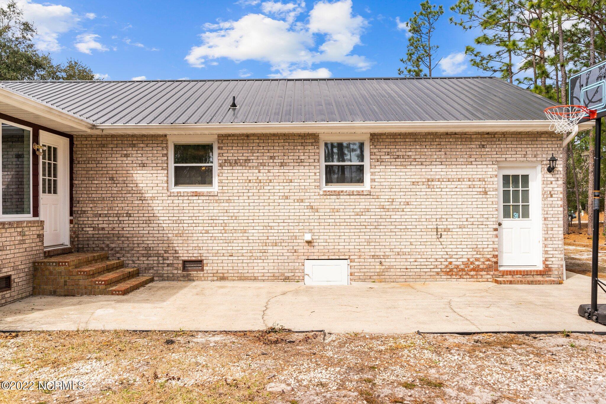 818 Sanders Road Southport, NC 28461 - Photo 8 of 48 7-web-or-mls-DSC05221