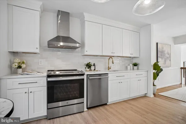 $799,900 | 4815 Cloister Drive, Rockville, MD 20852