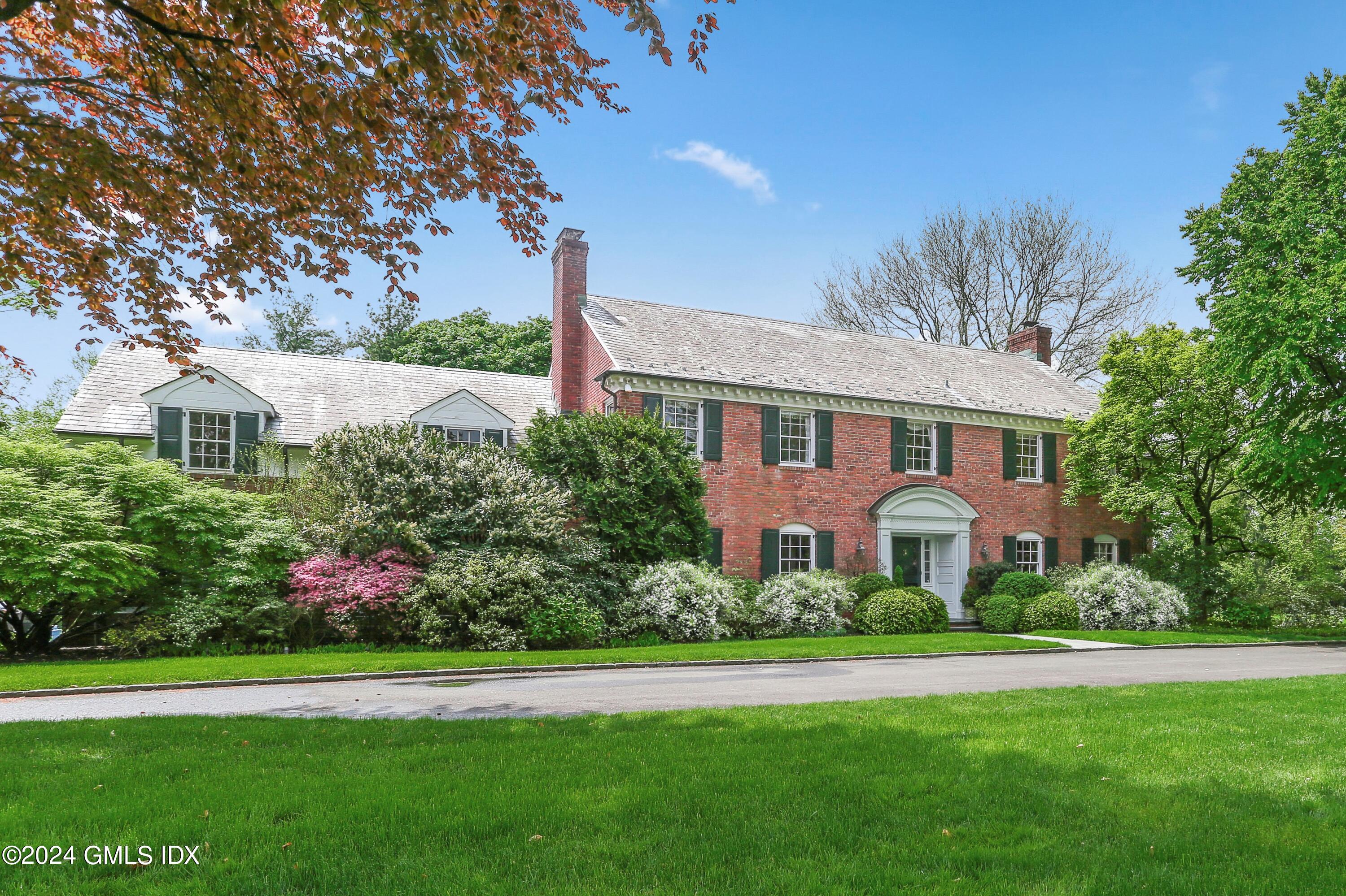 12 Lindsay Drive, Greenwich, CT 06830 Compass