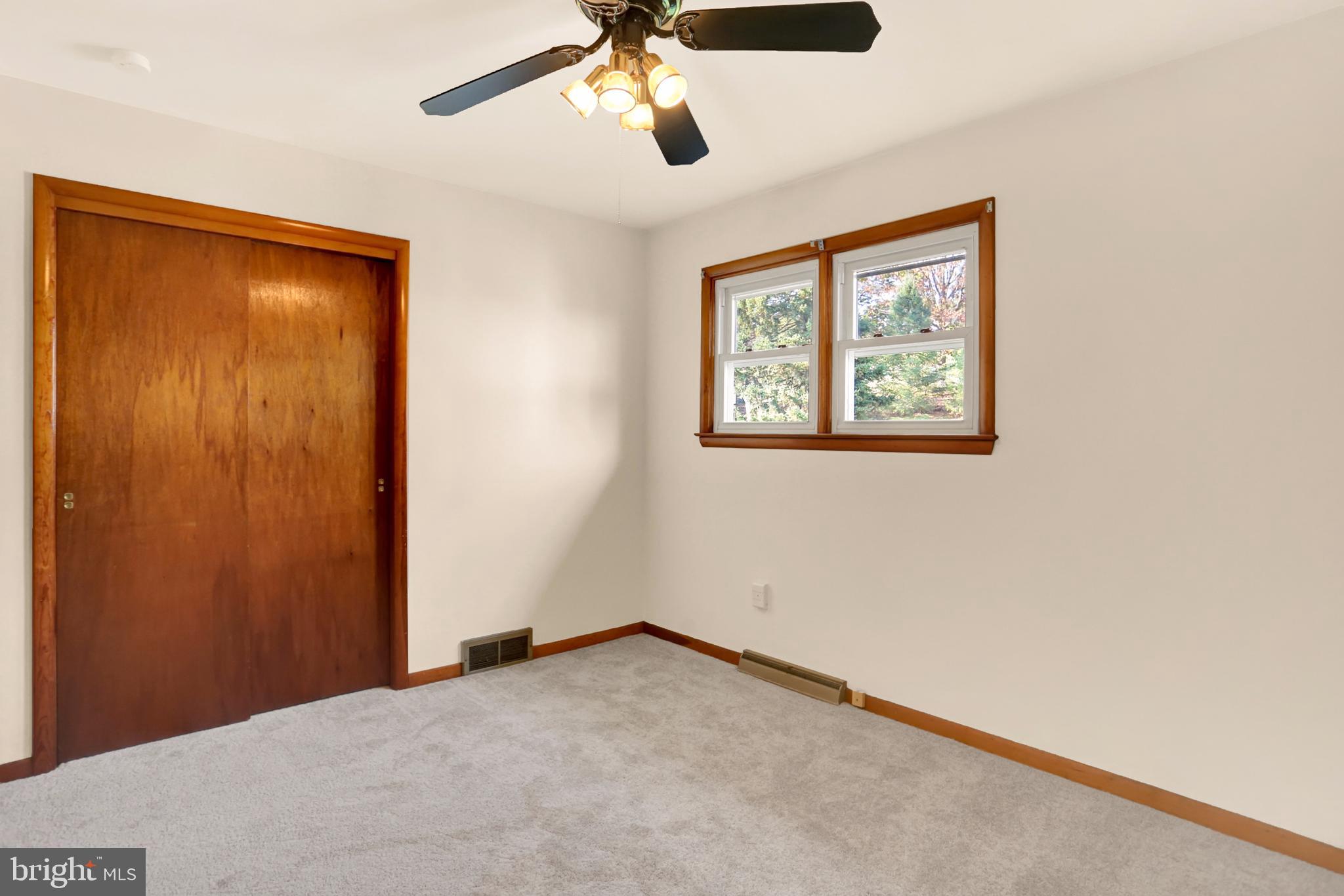 104 West Springville Road Boiling Springs, PA 17007 - Photo 5 of 17 Gallery Image 5