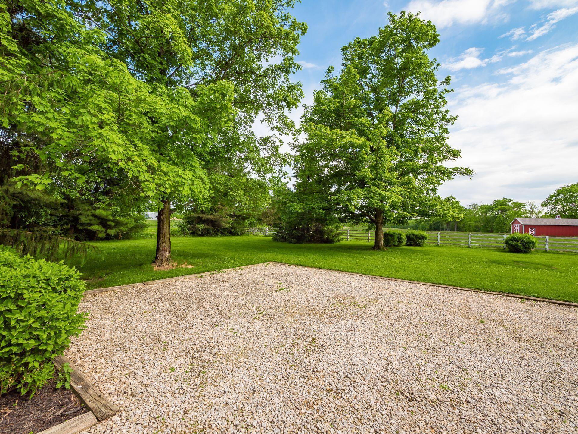 7575 Calhoun Road Ostrander, OH 43061 - Photo 28 of 57 Driveway