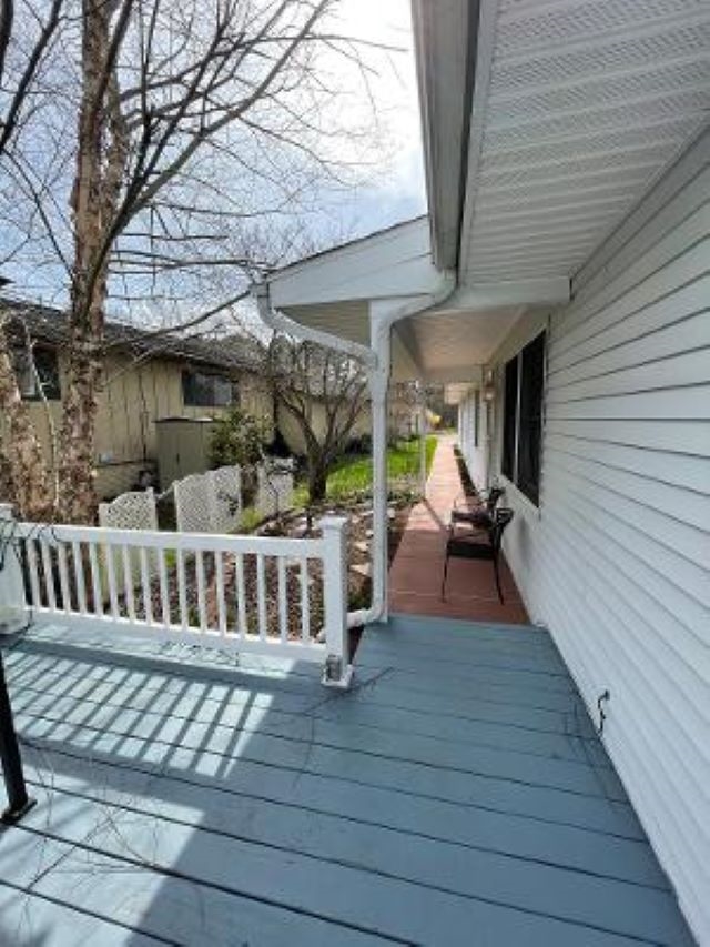 74 South New Thompson Lake Road Carbondale, IL 62901 - Photo 2 of 16 Gallery Image 2