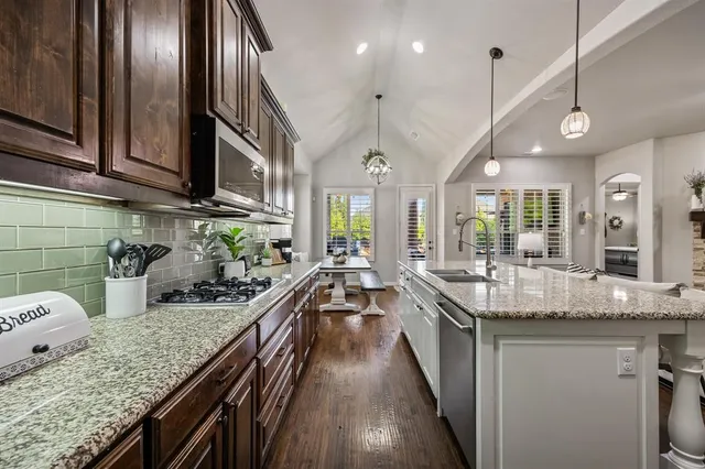 $680,000 | 786 Bordeaux Drive, Rockwall, TX 75087