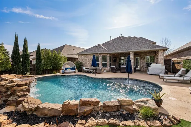 $680,000 | 786 Bordeaux Drive, Rockwall, TX 75087