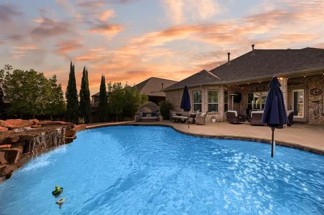 $680,000 | 786 Bordeaux Drive, Rockwall, TX 75087