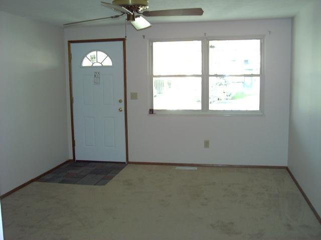 2135 Tupsfield Road Columbus, OH 43229 - Photo 4 of 17 Gallery Image 4