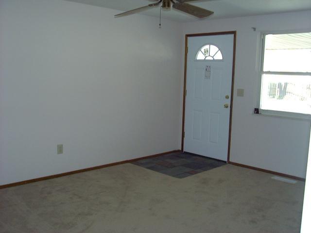 2135 Tupsfield Road Columbus, OH 43229 - Photo 5 of 17 Gallery Image 5