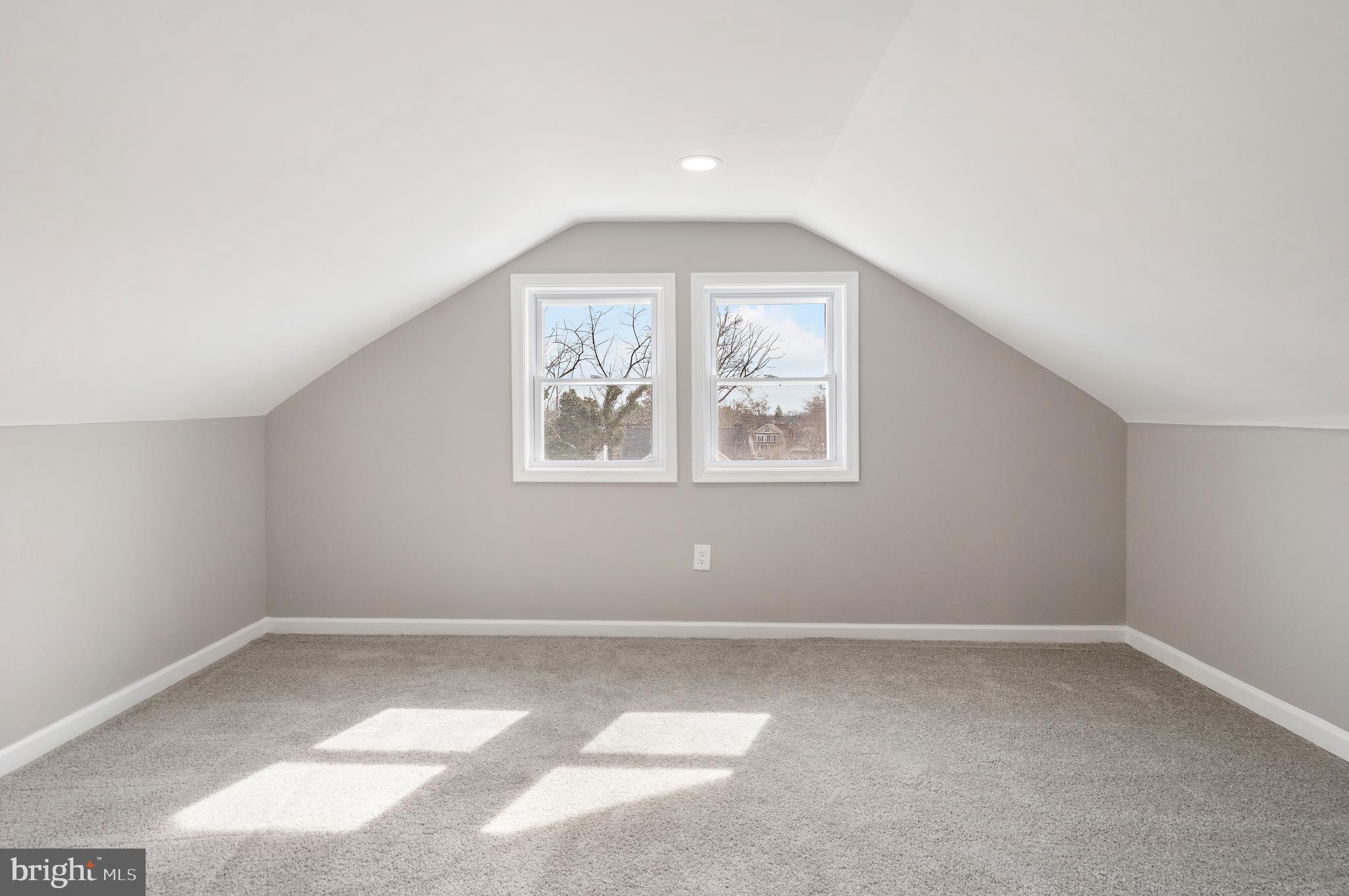 4009 Chatham Road Baltimore, MD 21207 - Photo 28 of 36 Warm and Bright