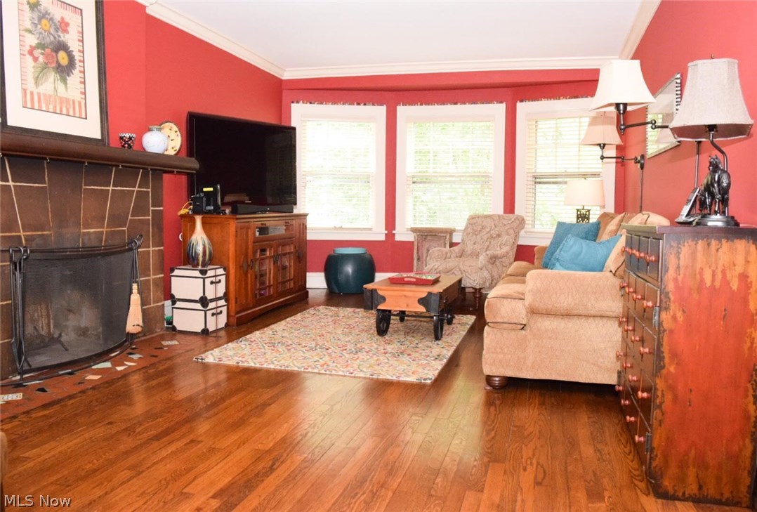 2393 Rinard Road Cleveland, OH 44118 - Photo 6 of 29 Gallery Image 6