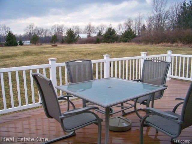 8177 Denton Hill Road Fenton, MI 48430 - Photo 23 of 25 Deck