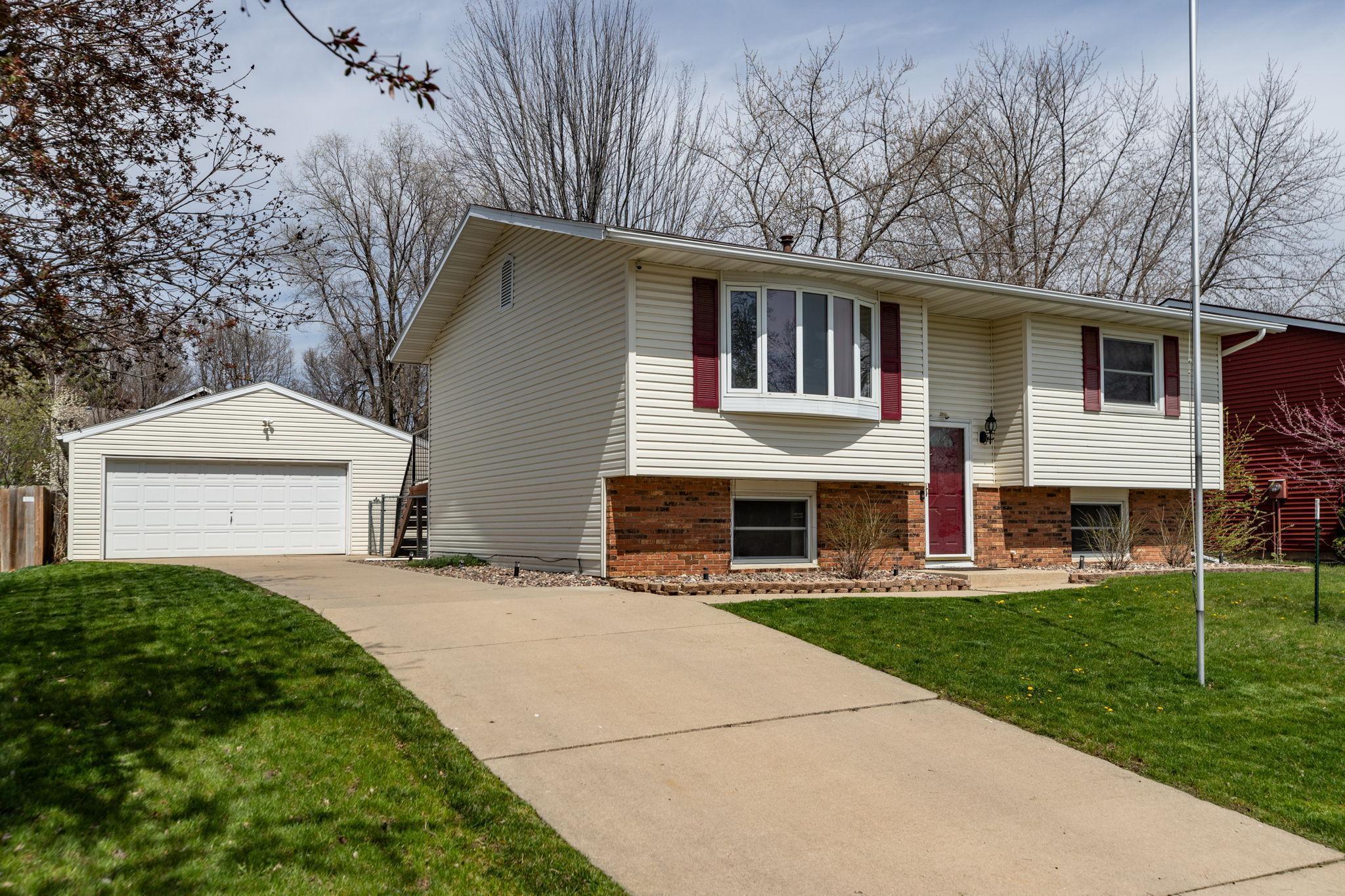 843 24th Street Southeast Rochester, MN 55904 - Photo 1 of 1