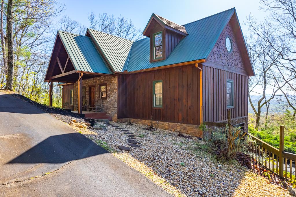 85 Mountain Way Ellijay, GA 30536 - Photo 1 of 29 Main View