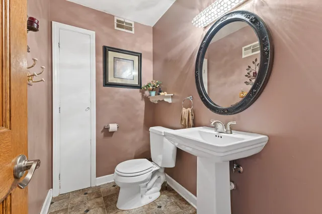 $599,900 | 4416 North Sheffield Avenue, Shorewood, WI 53211