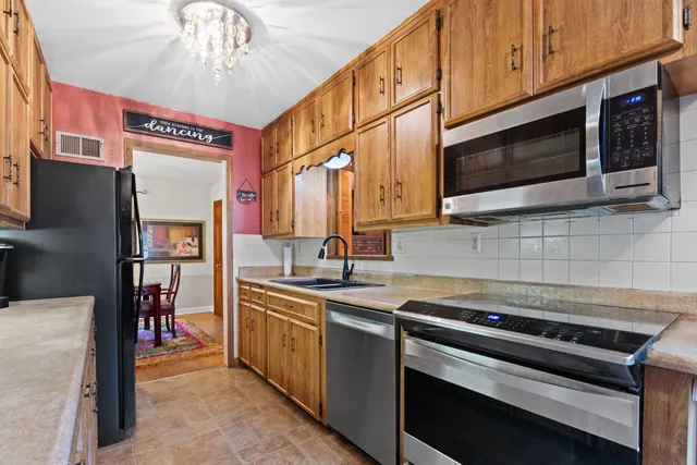 $599,900 | 4416 North Sheffield Avenue, Shorewood, WI 53211