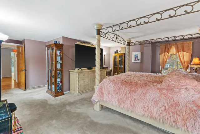 $599,900 | 4416 North Sheffield Avenue, Shorewood, WI 53211