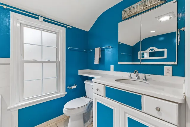 $599,900 | 4416 North Sheffield Avenue, Shorewood, WI 53211