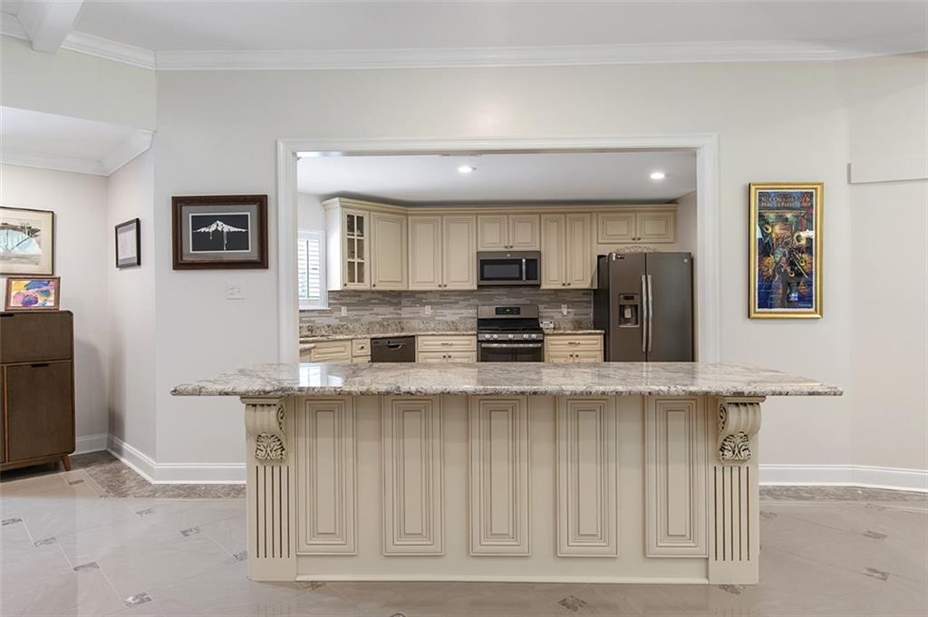 9624 Justin Place River Ridge, LA 70123 - Photo 9 of 26 Gallery Image 9