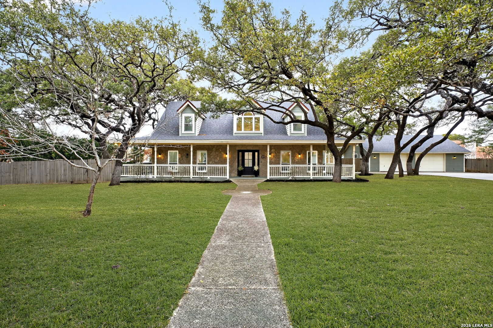 112 Stonegate South Boerne, TX 78006 - Photo 4 of 79