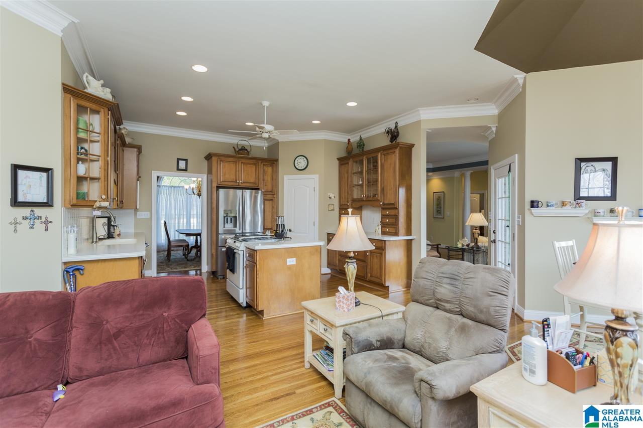 180 Cliff Road Sterrett, AL 35147 - Photo 20 of 48
