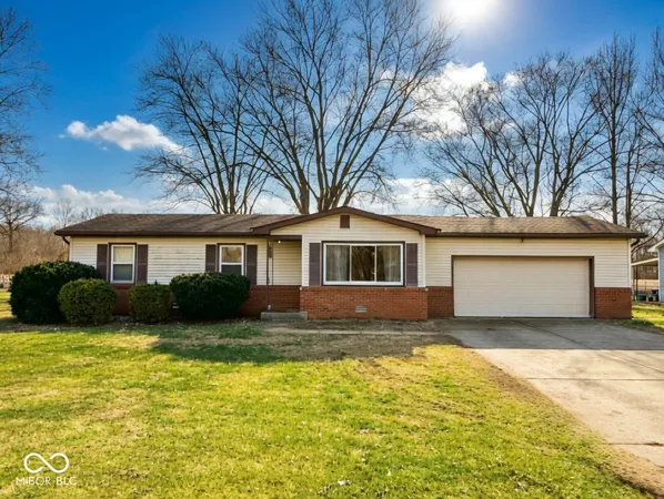 $210,000 | 8433 East Milner Avenue, Terre Haute, IN 47803