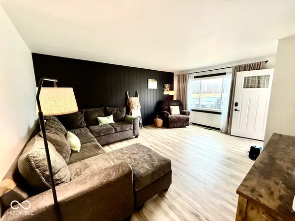 $210,000 | 8433 East Milner Avenue, Terre Haute, IN 47803