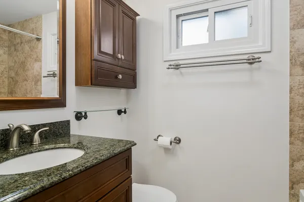 $329,000 | 934 North Wheeling Road, Mount Prospect, IL 60056