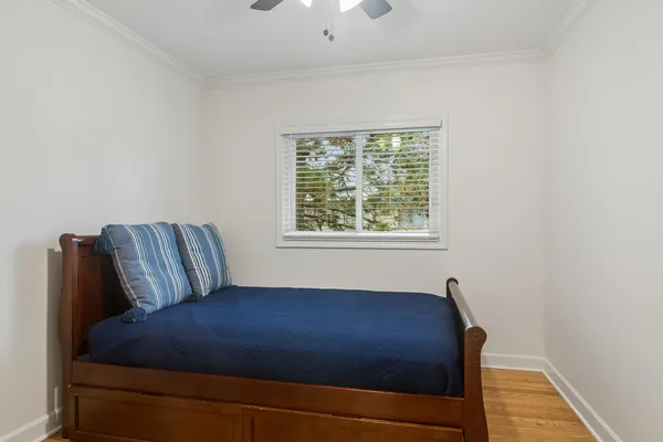 $329,000 | 934 North Wheeling Road, Mount Prospect, IL 60056