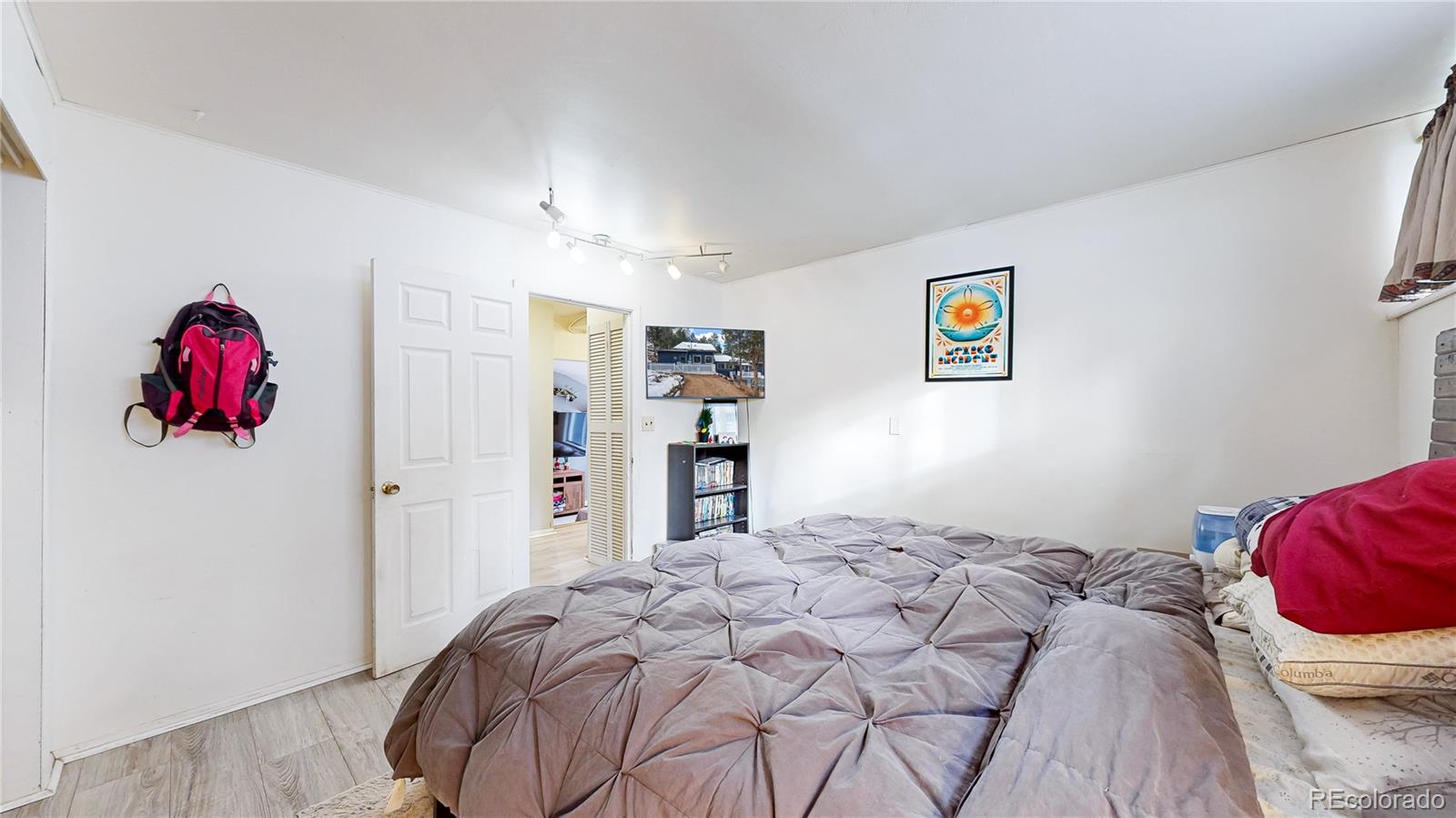 33988 Jenifer Road Pine, CO 80470 - Photo 11 of 50