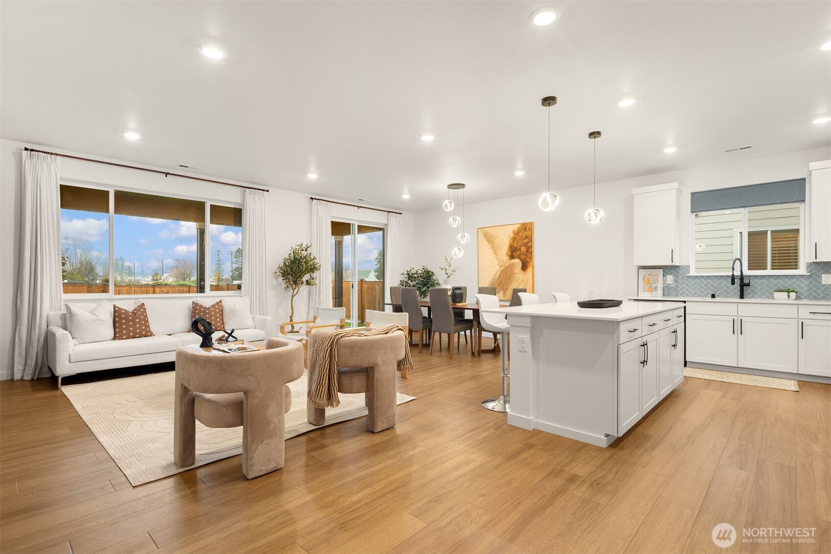 3566 Edith Avenue Enumclaw, WA 98022 - Photo 4 of 39