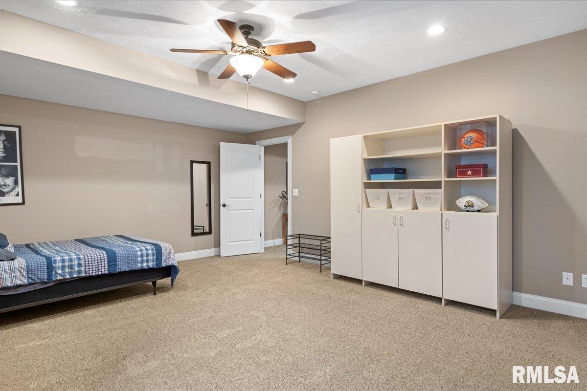 1705 Interlacken Road Springfield, IL 62704 - Photo 28 of 47