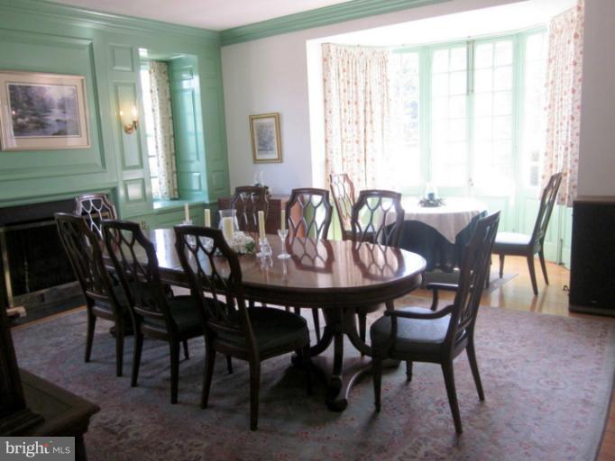 314 Valley Court Road Lutherville-Timonium, MD 21093 - Photo 19 of 30 Dining Room