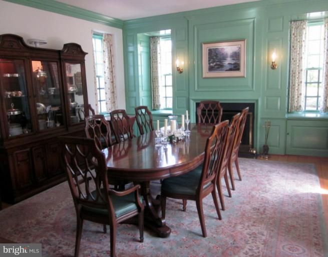 314 Valley Court Road Lutherville-Timonium, MD 21093 - Photo 26 of 30 Dining Room