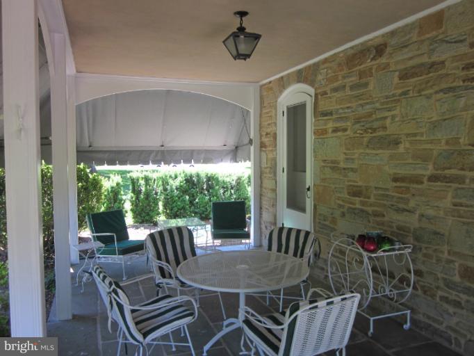 314 Valley Court Road Lutherville-Timonium, MD 21093 - Photo 8 of 30 Covered patio with awning