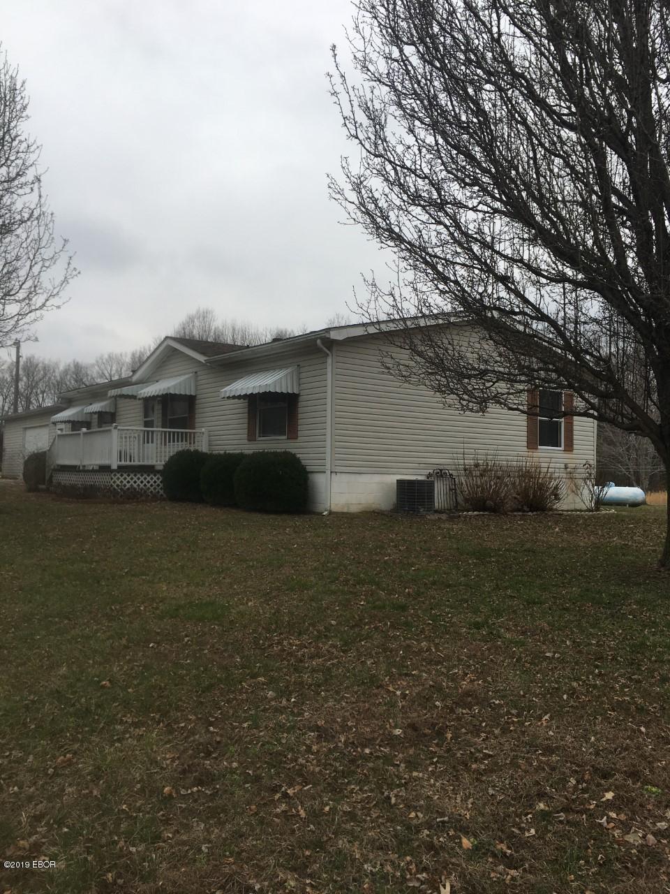 1120 Hound Dog Ridge Road Vienna, IL 62995 - Photo 3 of 18