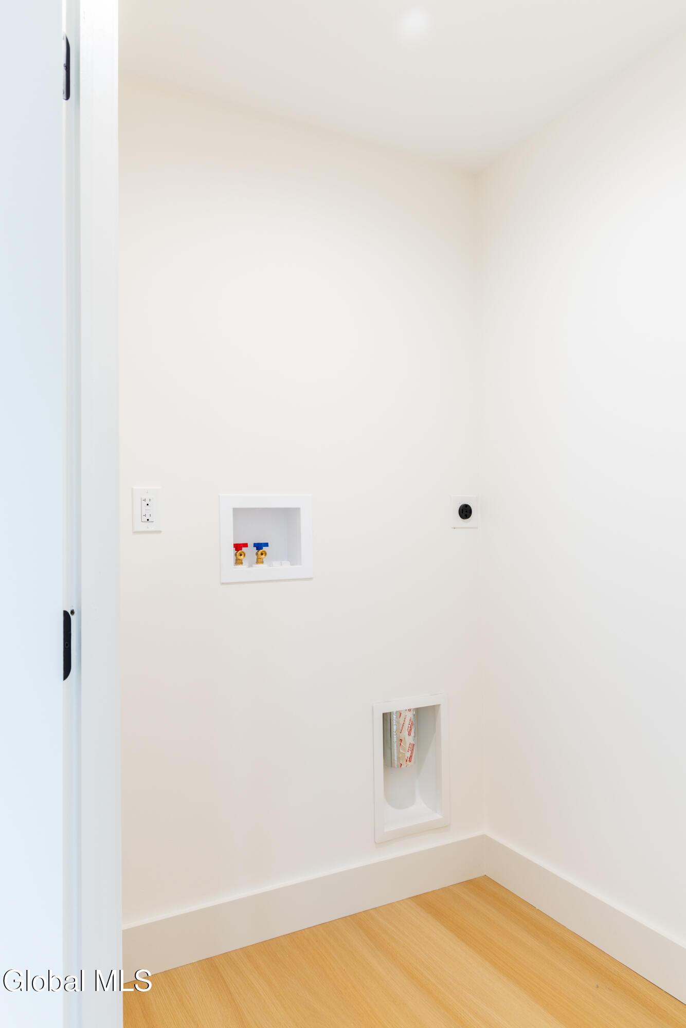 133 Marjorie Lane, Unit 2 Middleburgh, NY 12122 - Photo 23 of 47 133-2_0023