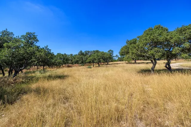 $639,000 | Lot 10 North Laird Road, London, TX 76854