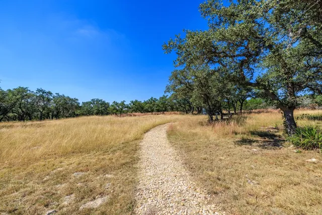 $639,000 | Lot 10 North Laird Road, London, TX 76854