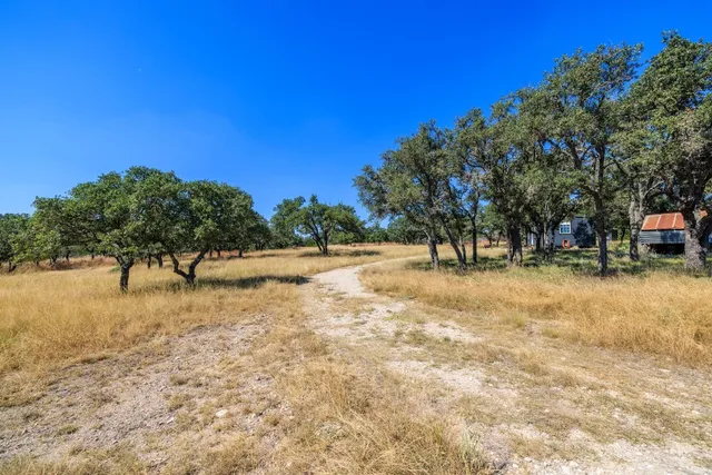 $639,000 | Lot 10 North Laird Road, London, TX 76854