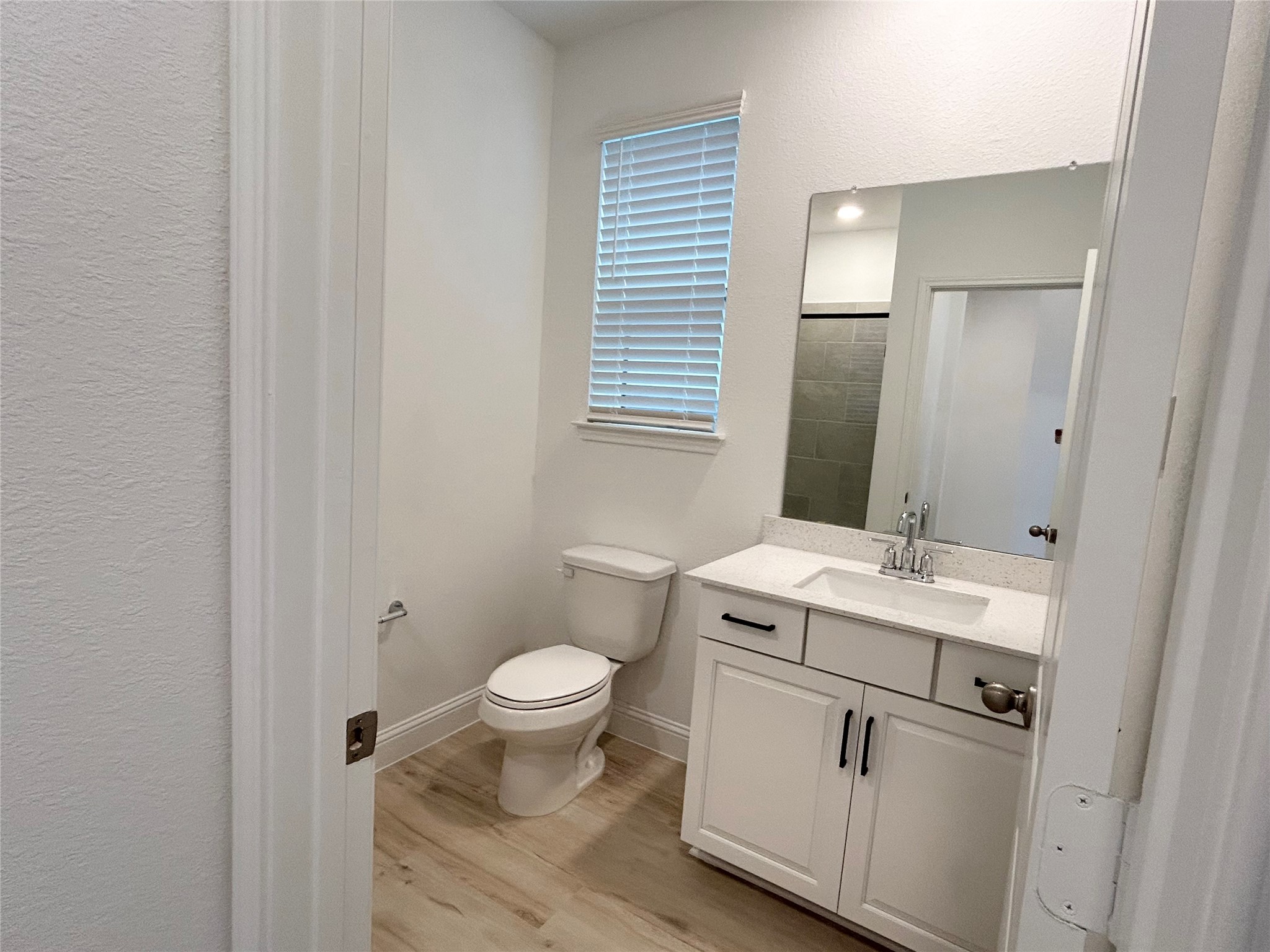 15310 Spanish Ranchos Way, Unit WAYS Cypress, TX 77433 - Photo 29 of 40 Guest bath