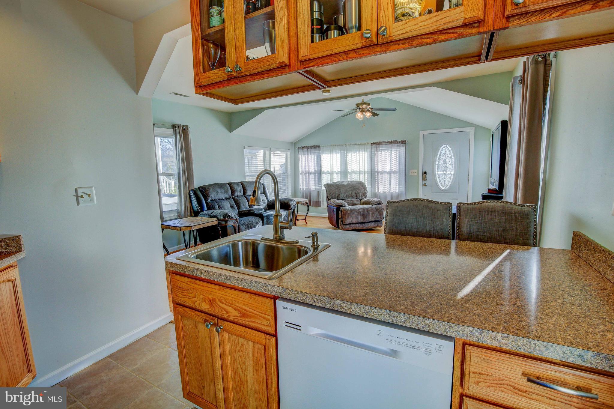 418 Silver Run Road Edgewater, MD 21037 - Photo 11 of 40