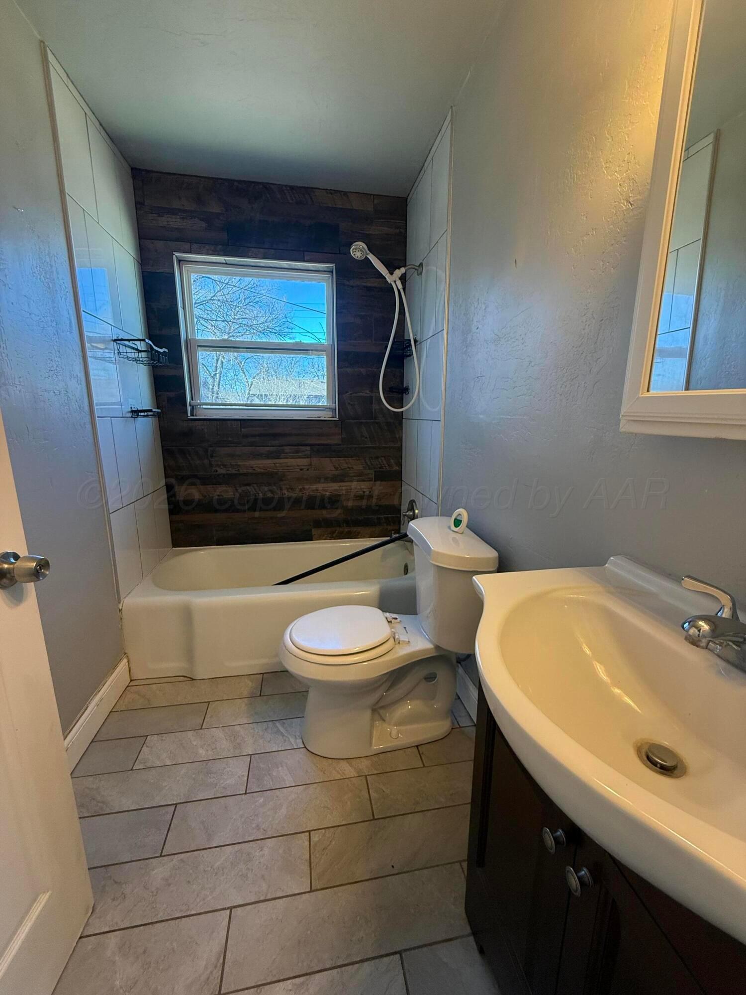 4008 South Van Buren Street Amarillo, TX 79110 - Photo 4 of 7 IMG_2407