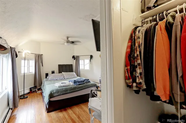 a view of a walk in closet