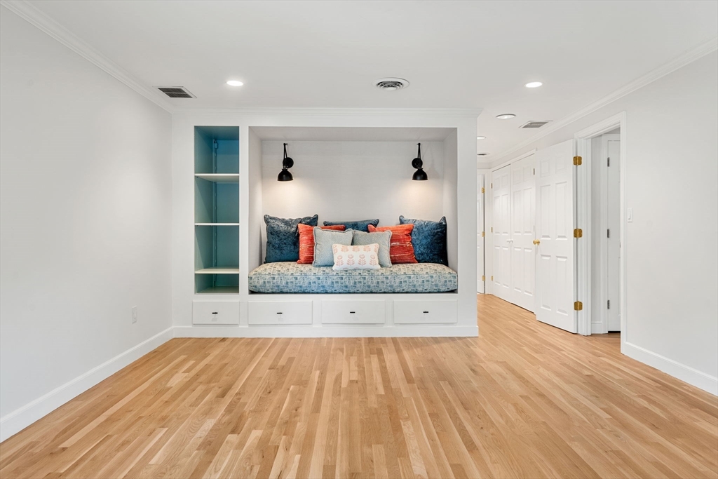 45 Hancock Street Lexington, MA 02420 - Photo 19 of 41