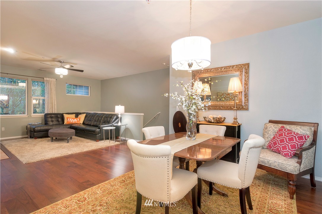 420 South 46th Place, Unit F Renton, WA 98055 - Photo 3 of 14